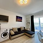 Andalucia 8 Apartament *